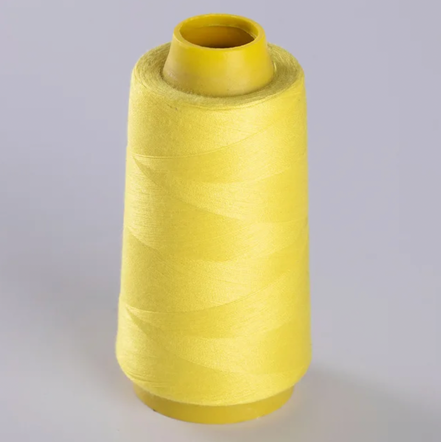 Bobine de fil en polyester à l'unité