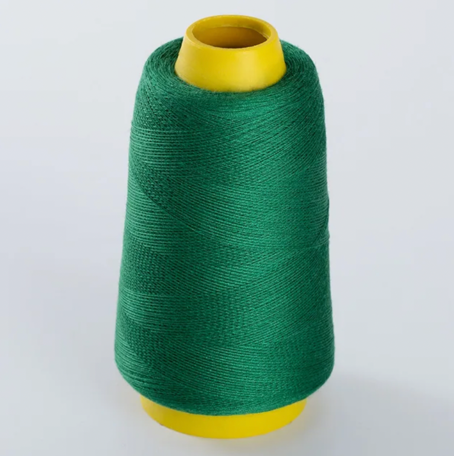 Bobine de fil en polyester à l'unité