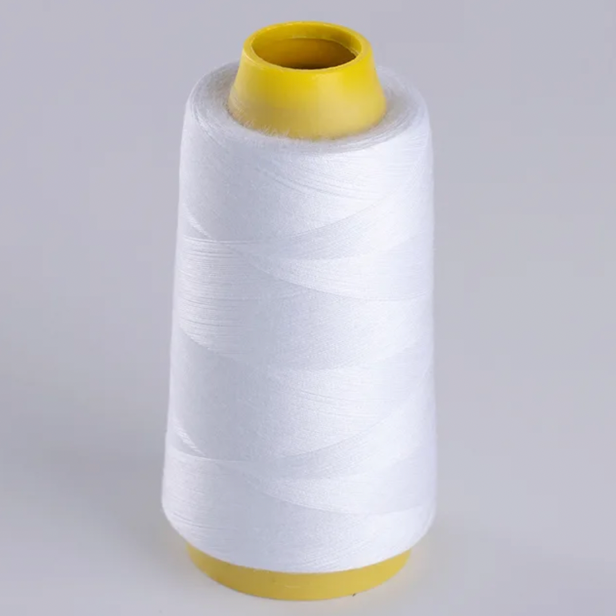 Bobine de fil en polyester à l'unité