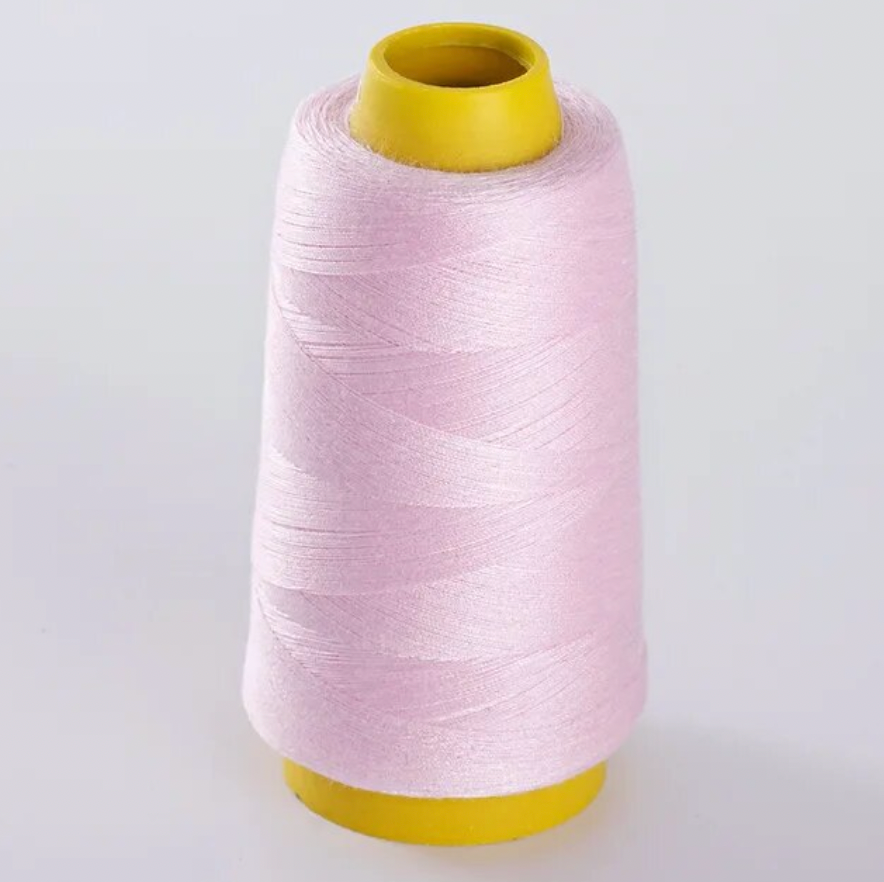 Bobine de fil en polyester à l'unité