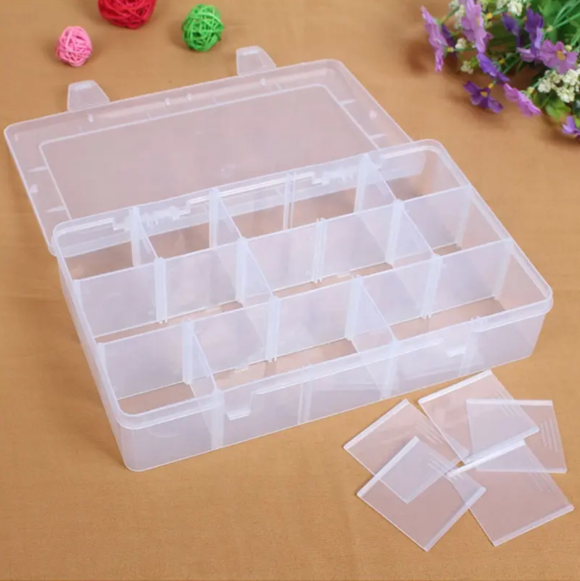 Rangement modulable pour pieds et accessoires de couture