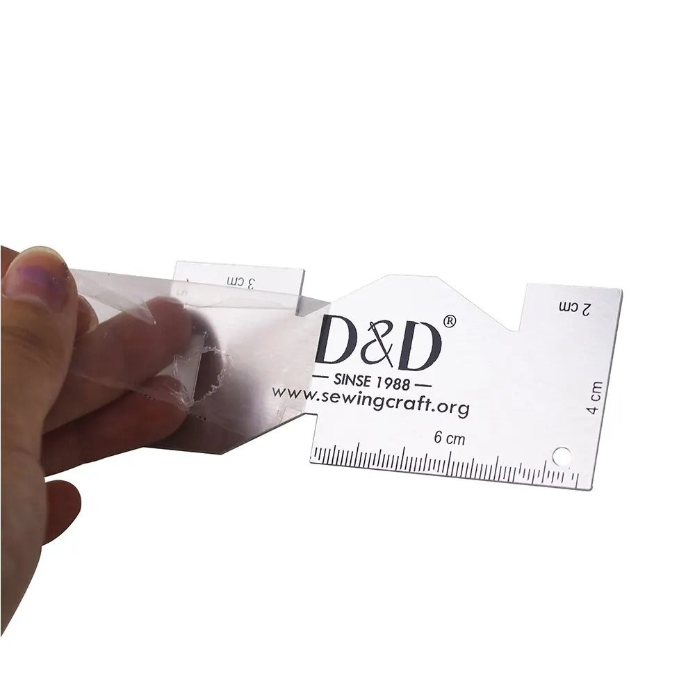 Règle pour biais en métal