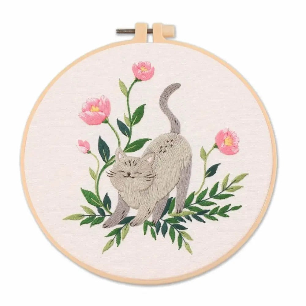 Kit broderie — Chat et fleurs